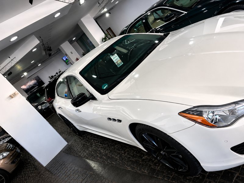 Maserati Quattroporte V6 3.0 Diesel de 275 CV - foto 1