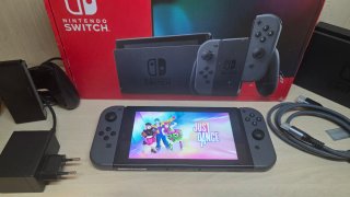Nintendo Switch Grigio con giochi inclusi