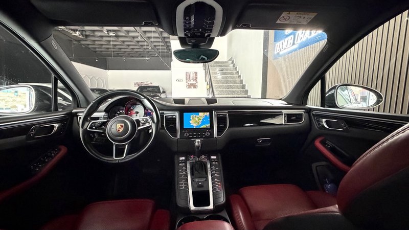 Porsche Macan 2016, foto 12