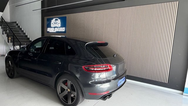 Porsche Macan 2016