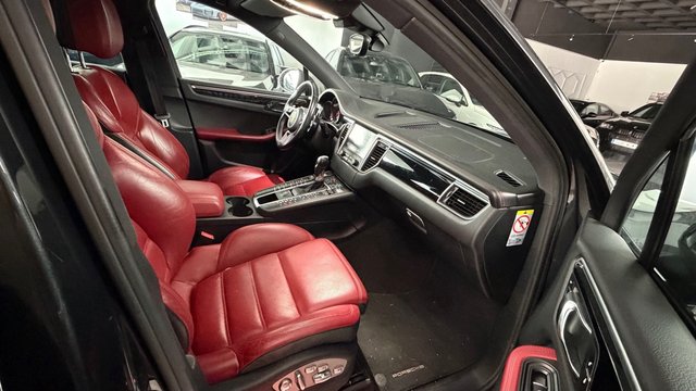 Porsche Macan 2016