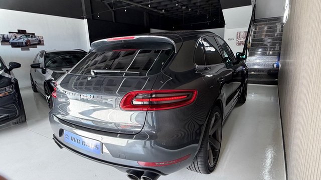 Porsche Macan 2016