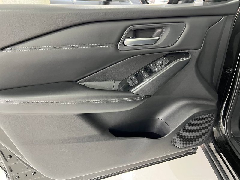 Nissan Qashqai DIG-T mHEV 4x2 Acenta (2021) 2022, foto 27