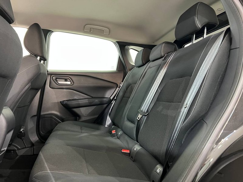 Nissan Qashqai DIG-T mHEV 4x2 Acenta (2021) 2022, foto 33