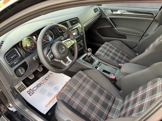 VOLKSWAGEN Golf GTI Performance 2.0 TSI 230CV BMT