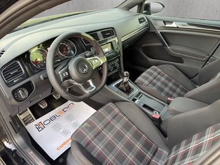 VOLKSWAGEN Golf GTI Performance 2.0 TSI 230CV BMT