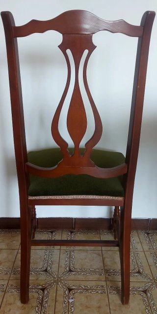 Mesa comedor y 6 sillas madera oscura