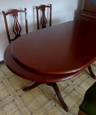 Mesa comedor y 6 sillas madera oscura