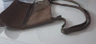 Bolso bandolera marrón estilo boho