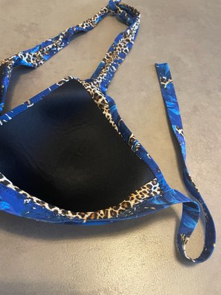 Top bikini triangolo maculato