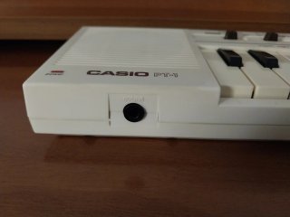 Teclado electrónico CASIO PT-1