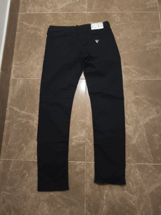 Pantalones Guess Negros beverly- slimfit Talla 27