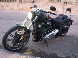 Harley Davidson Breakout