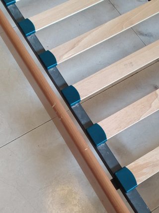 Estructura cama 135cm + colchón