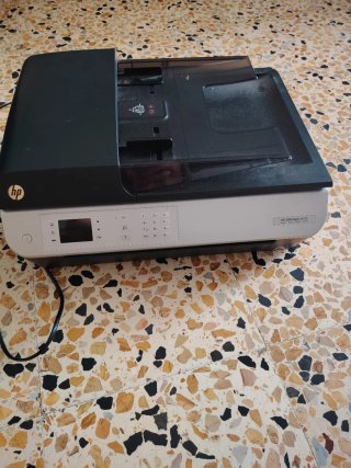 Impresora Escáner HP Negra