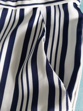 Pantalón rayas Zara