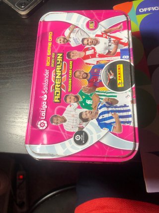 Caja cromos LaLiga Adrenalyn XL 21-22