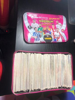 Caja cromos LaLiga Adrenalyn XL 21-22