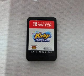 Kirby Star Alliessin caja para Nintendo Switch