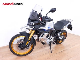 VOGE 900 DSX