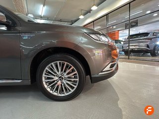 Mitsubishi Outlander 2.4 PHEV Kaiteki Auto 4WD