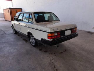 Volvo 240 1989