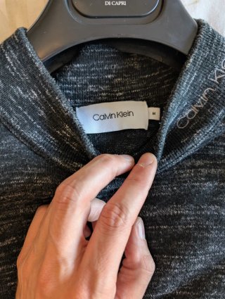 Jersey Calvin Klein cuello alto gris jaspeado