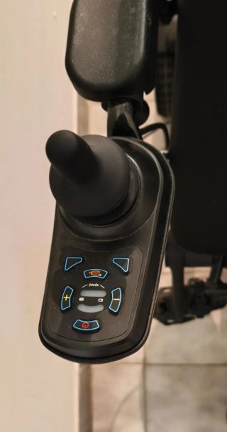 Silla de ruedas eléctrica Jazzy Carbon nueva