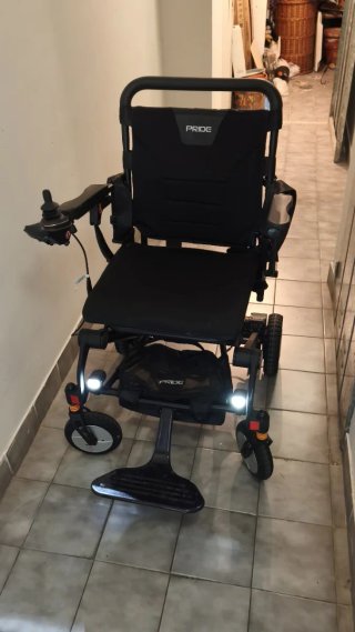 Silla de ruedas eléctrica Jazzy Carbon nueva