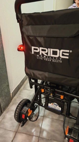 Silla de ruedas eléctrica Jazzy Carbon nueva