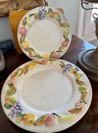Juego de vajilla con frutas