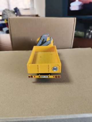 Camión Mercedes MOP 1/43