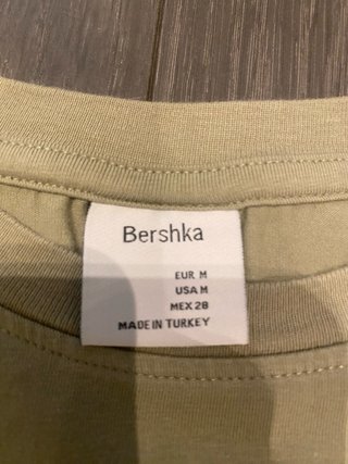 Camiseta Bershka Saint-Émilion