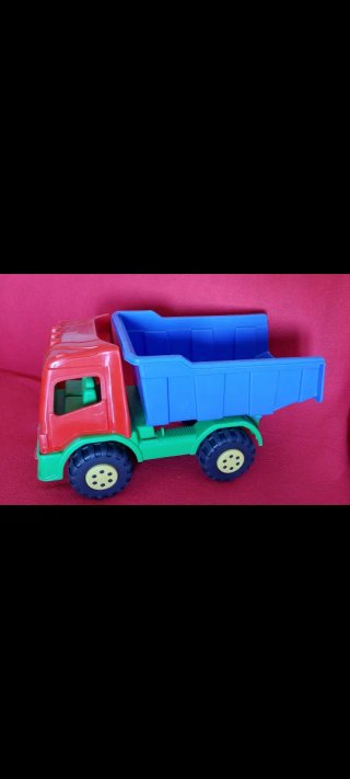 Camioncino giocattolo CMA 42