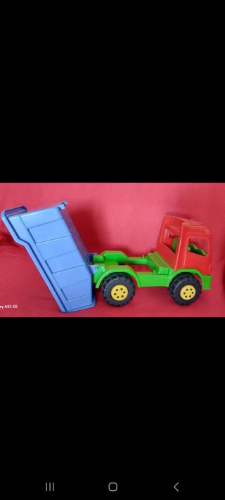 Camioncino giocattolo CMA 42