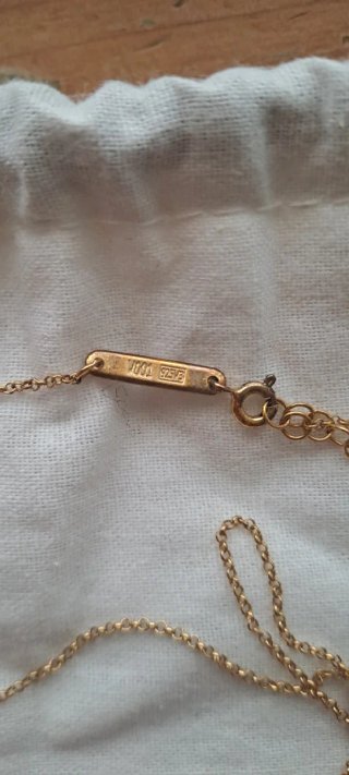 Collar y colgante de plata de Ley (925)