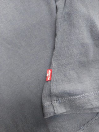 Camiseta Levi's Azul Logo Clásico Talla M