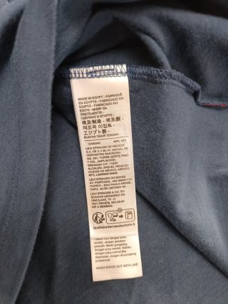 Camiseta Levi's Azul Logo Clásico Talla M