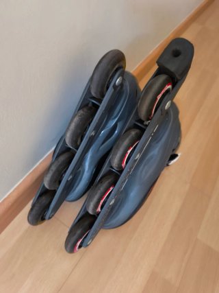 Patines en línea Decathlon Talla 42 + Protecciones