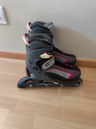 Patines en línea Decathlon Talla 42 + Protecciones