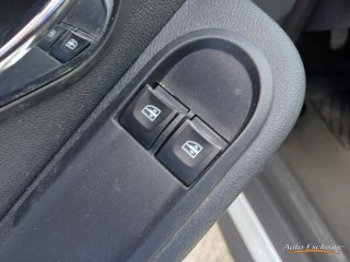 DACIA DUSTER LAUREATE TCE 125 CV 4X2