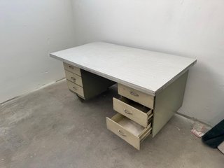 Escritorio Vintage Industrial Madera y Metal