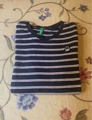 Lote Benetton: Polo Blanco y Camiseta 6/7 años