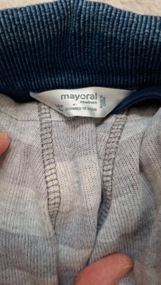 Ropa bebé 6-9 meses, vaqueros