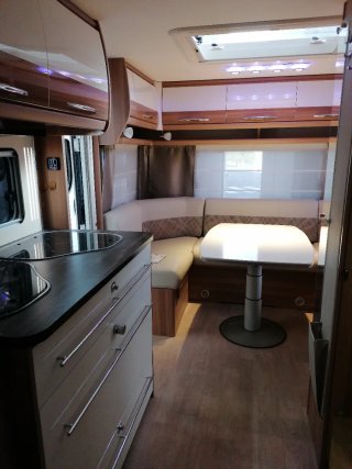 Se vende preciosa caravana