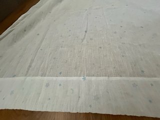 Cortina infantil Zara Home, blanco con estrellas