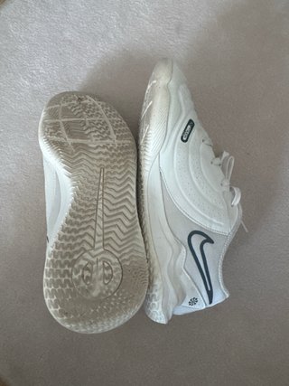 Zapatillas Nike multitaco niño T.36.5