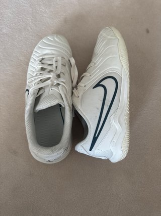 Zapatillas Nike multitaco niño T.36.5