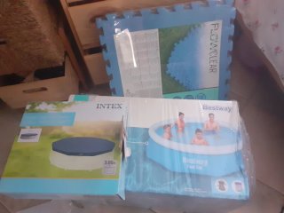 Piscina hinchable 3800L con suelo y cubierta