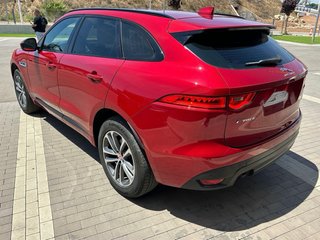 Jaguar F-Pace 2016